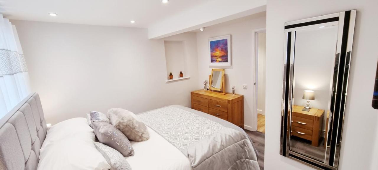 Marthys House With Hot Tub Looe Villa Luaran gambar