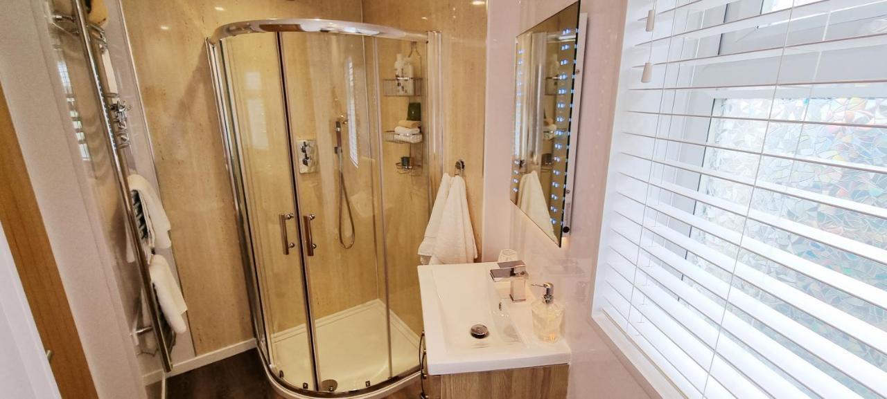 Marthys House With Hot Tub Looe Villa Luaran gambar