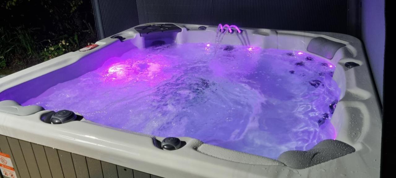 Marthys House With Hot Tub Looe Villa Luaran gambar